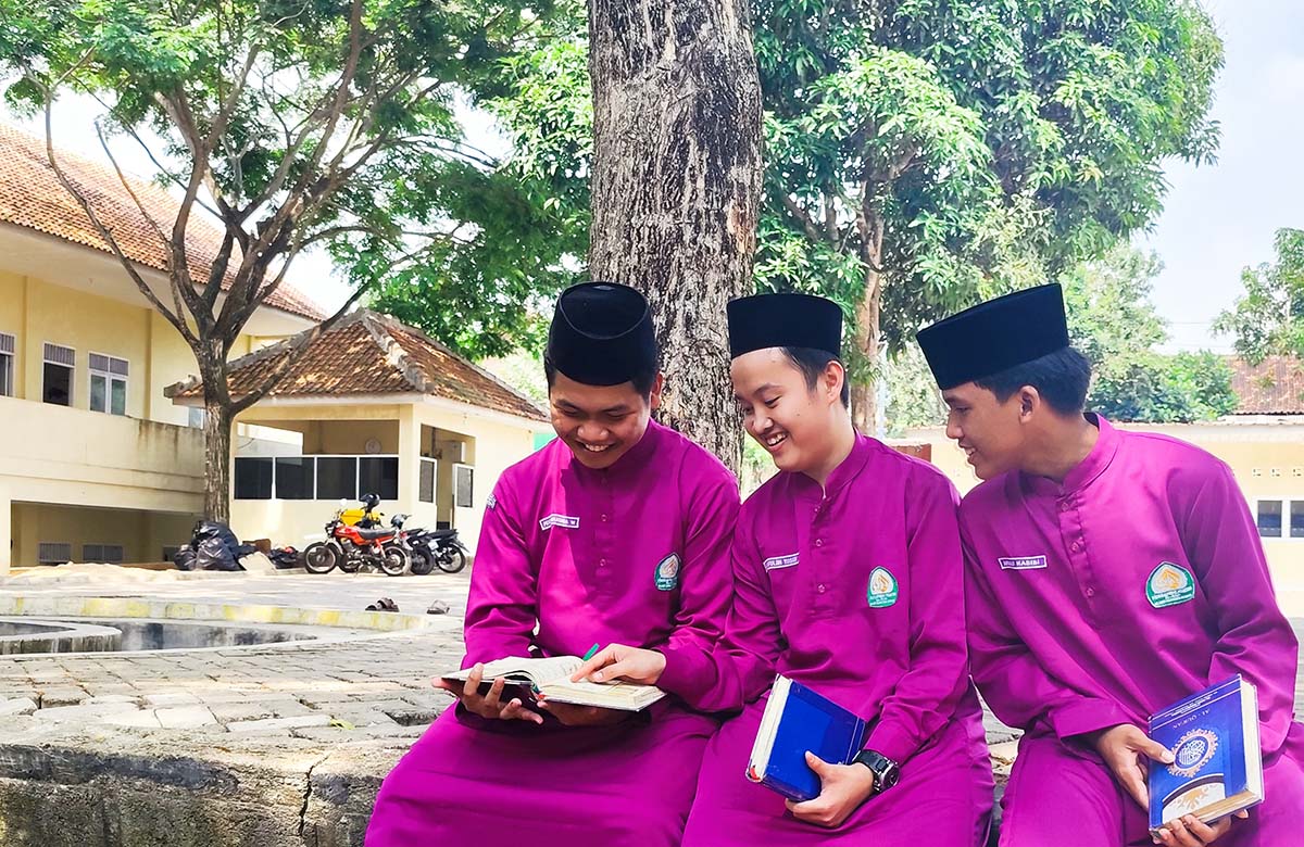 Menanam Cahaya di Hati: Indahnya Menjadi Generasi Pengkaji Al-Qur’an